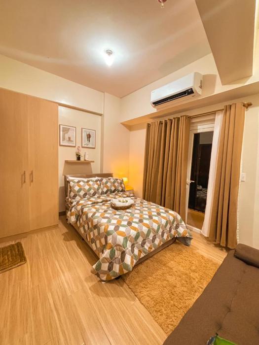 JK STUDIO STAYS ILOILO - Saint Dominique Condominium Megaworld Iloilo