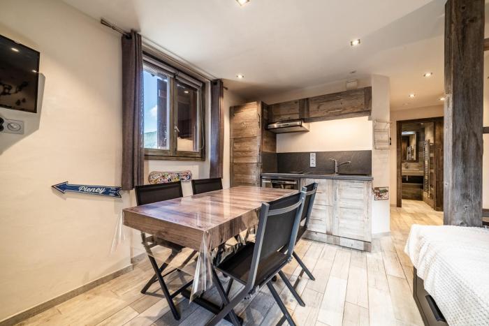 EDELWEISS F2 joli deux pièces idéalement placé dans le centre de Morzine