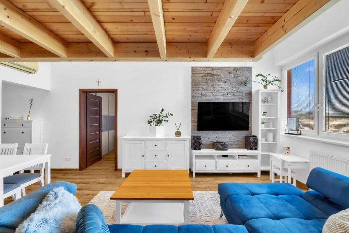 Sky View Family Apartment