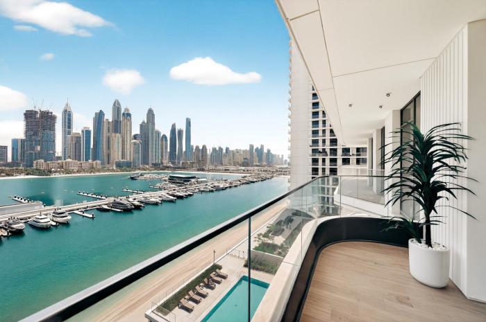 Beachfront Luxury 2BR with Breathtaking Views