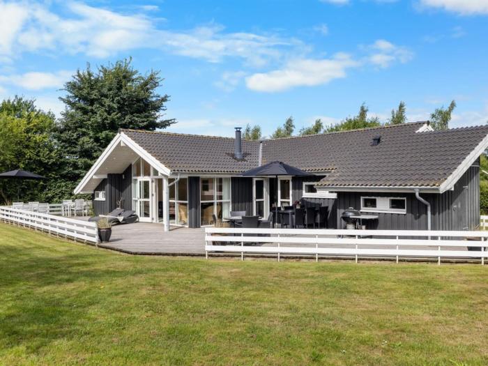 Holiday Home Ønevus - 550m from the sea by Interhome