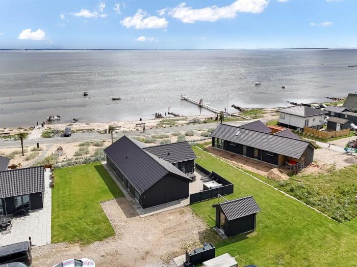 Holiday Home Eino - 30m from the sea by Interhome