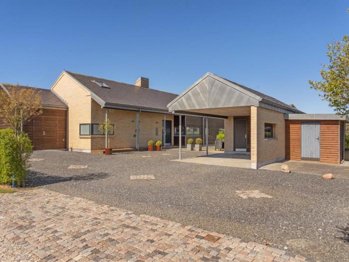 Holiday Home Hans - 700m from the sea by Interhome