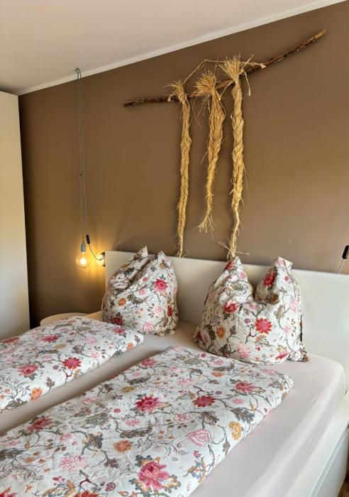 MySchluchseehome Gemütliche Ferienwohnung mit Südbalkon und Pool im Haus