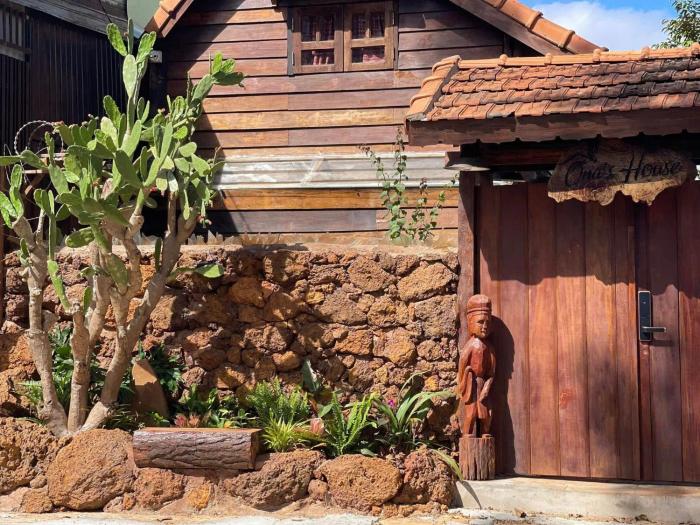 Ônas House - Homestay Pleiku