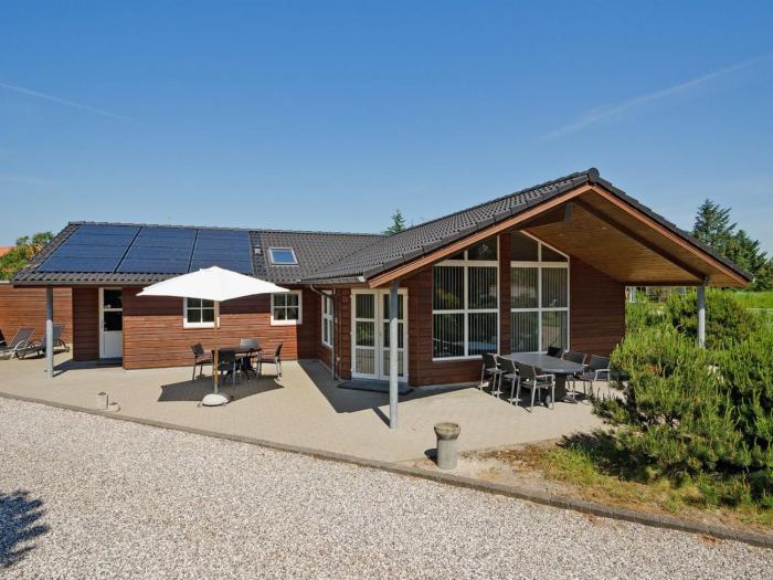 Holiday Home Elli - 700m from the sea by Interhome