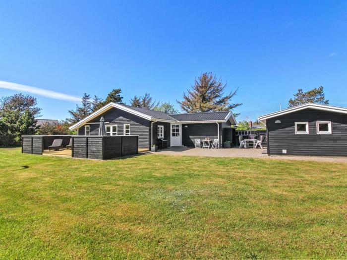 Holiday Home Hillmari - 200m from the sea by Interhome