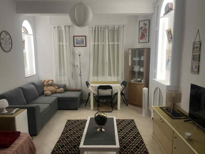 3 minutes walking to monaco & the beach