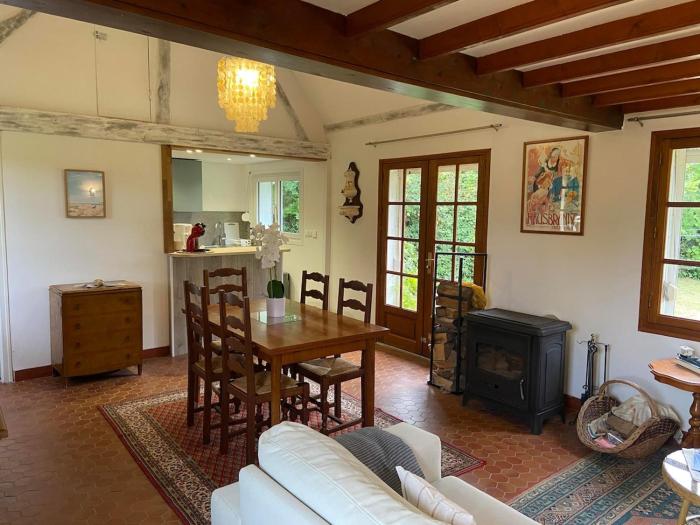 Les Pommiers, maison de campagne avec terrain