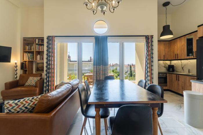 Sun, Sea & Space 100m to beach!