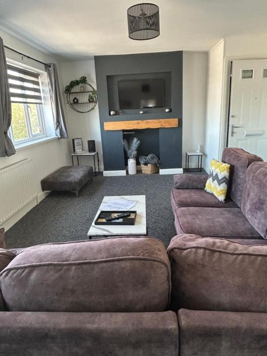 The Airfield Happy Apartment