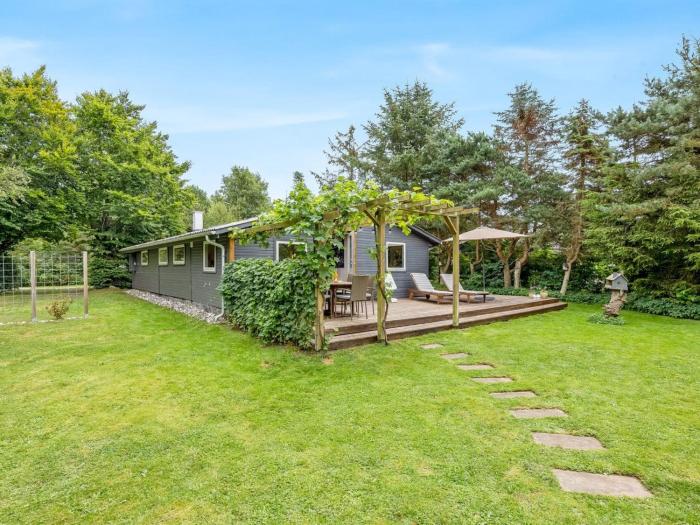 Holiday Home Horsten - from the sea by Interhome