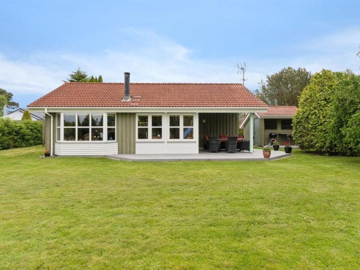 Holiday Home Henne - from the sea by Interhome