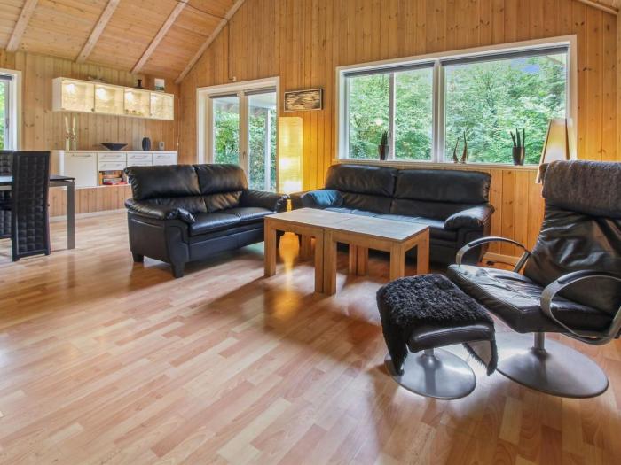 Holiday Home Heina - 25km from the sea by Interhome