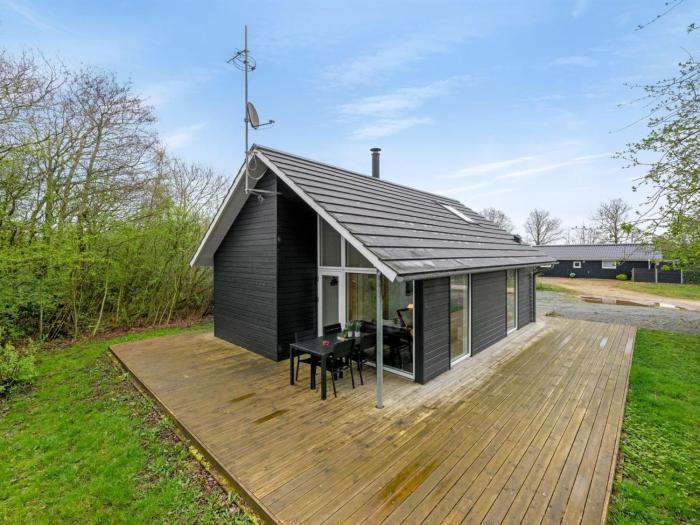 Holiday Home Ketilbiorn - 1-2km to the inlet by Interhome