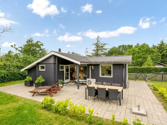 Holiday Home Embla - 500m to the fjord by Interhome