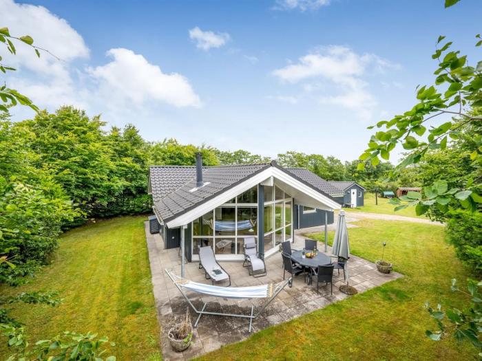 Holiday Home Valentin - 400m to the inlet by Interhome