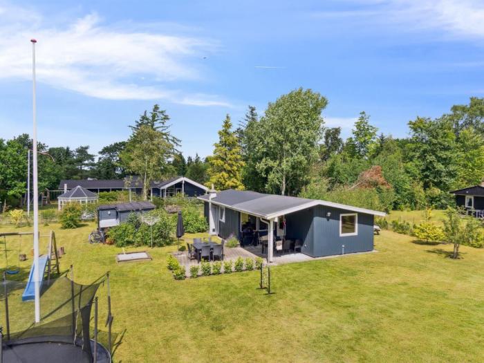 Holiday Home Hanne - 300m from the sea by Interhome