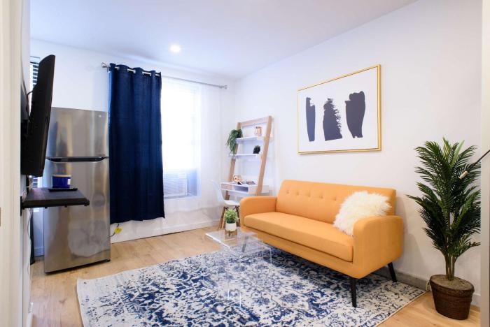 69-3D Prime Lower East East BRAND NEW 1br Apt