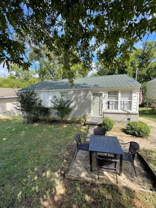 47th Place Forest Park