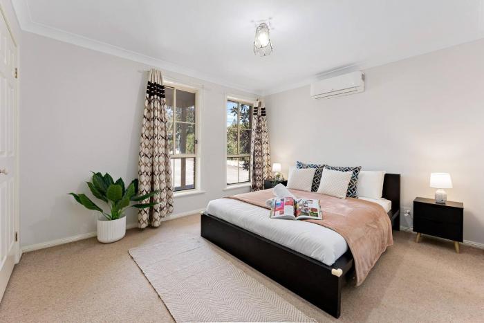 Prime Location - Walk to Shops & Easy Transport