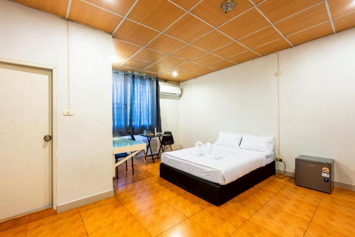 XX At Gate Suvarnabhumi Airport