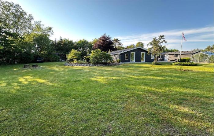 Lovely Home In Jerup With Wifi