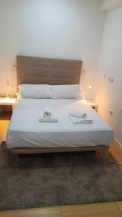 Esteban Mor B, metro Barrio Concepción, Tanatorio M30