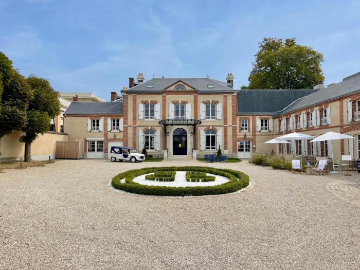 Les Suites BB, Champagne Besserat de Bellefon