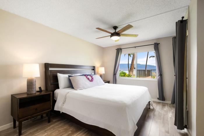 Oceanfront Gr. Floor Central AC + Steps to Sand