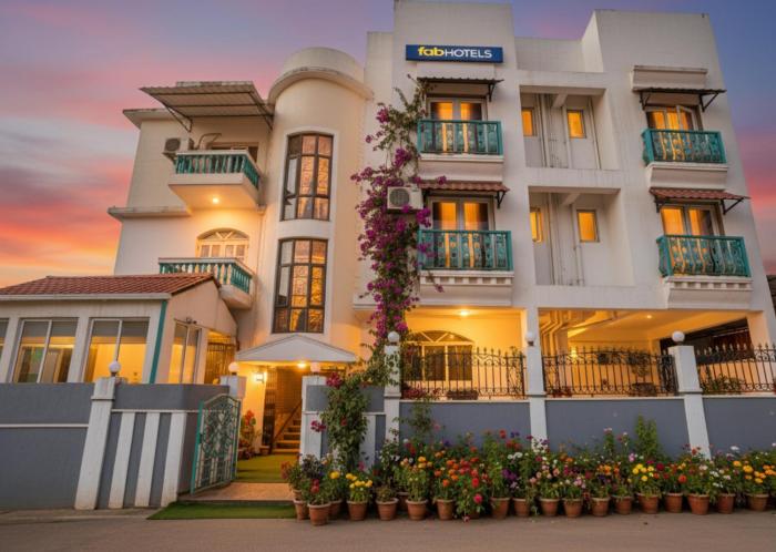 FabHotel V9 - 800m From Calangute Beach