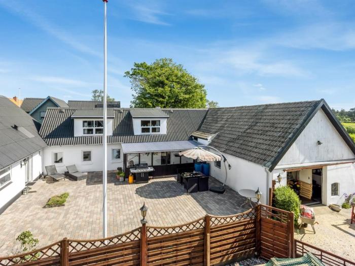 Apartment Veronica - 700m from the sea by Interhome