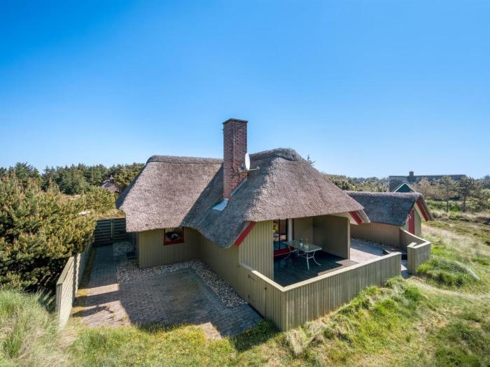 Holiday Home Folmer - 700m from the sea by Interhome