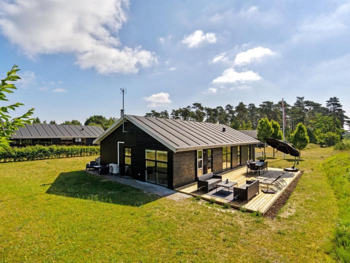 Holiday Home Veiko - 1-2km from the sea by Interhome