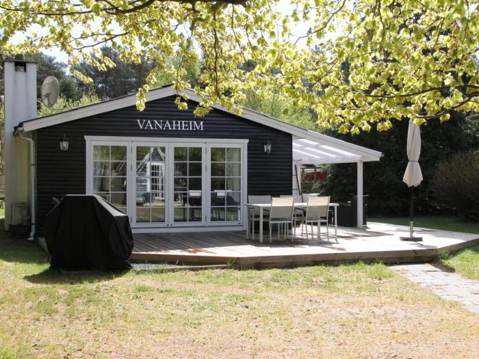 Holiday Home Astrid - 875m from the sea by Interhome