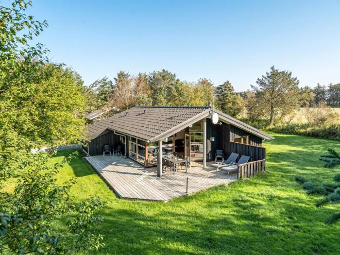 Holiday Home Emeli - 1-3km from the sea by Interhome