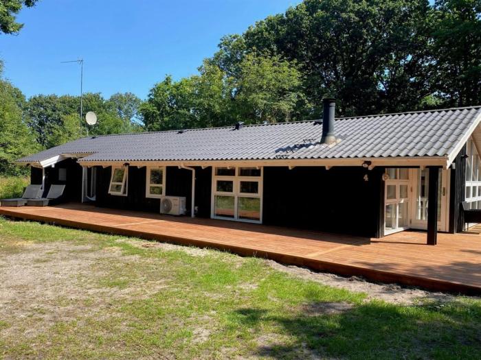 Holiday Home Lovis - 600m from the sea by Interhome