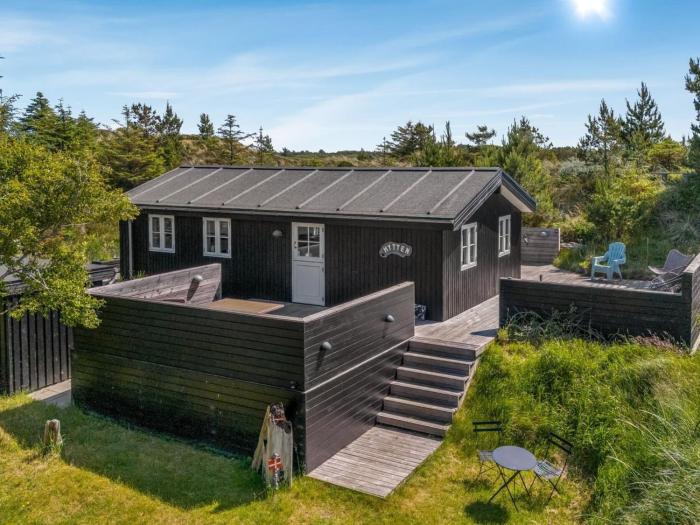 Holiday Home Thorkil - 800m from the sea by Interhome