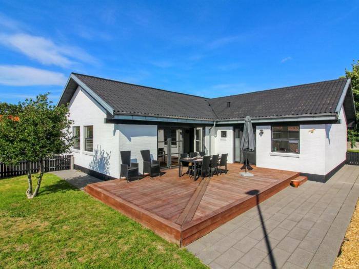 Holiday Home Kælle - 500m from the sea by Interhome