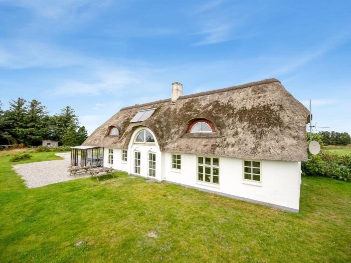 Holiday Home Darleen - 850m to the fjord by Interhome