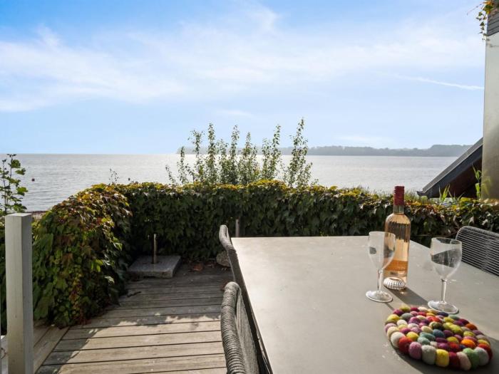 Holiday Home Drifa - 20m from the sea by Interhome