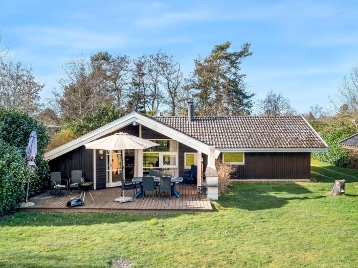 Holiday Home Emili - 300m from the sea by Interhome