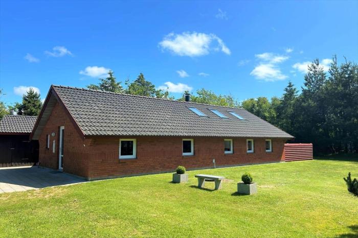 40798-Ulfborg-Helmklit-324