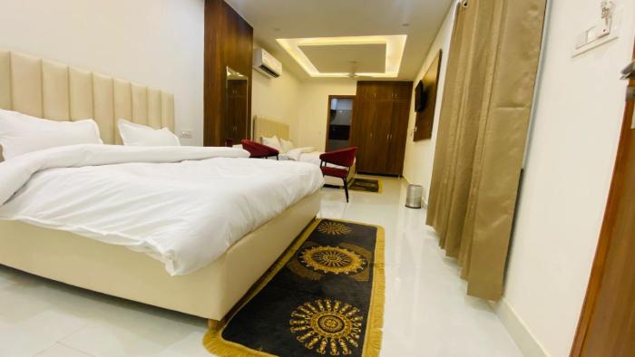 Hotel Ratti Inn