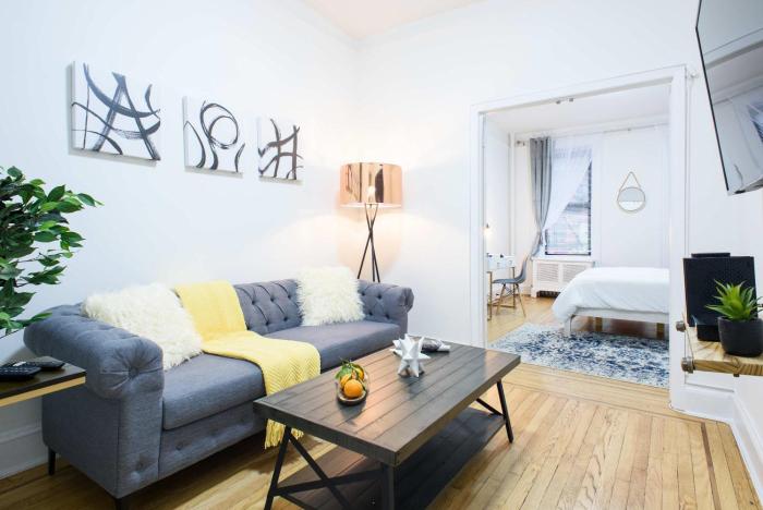 1567-1A New 2br PRIME upper East APT W&D