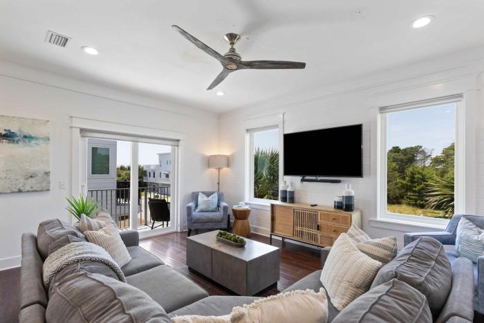 Inlet Beach Retreat Golf Cart Bikes + Pool