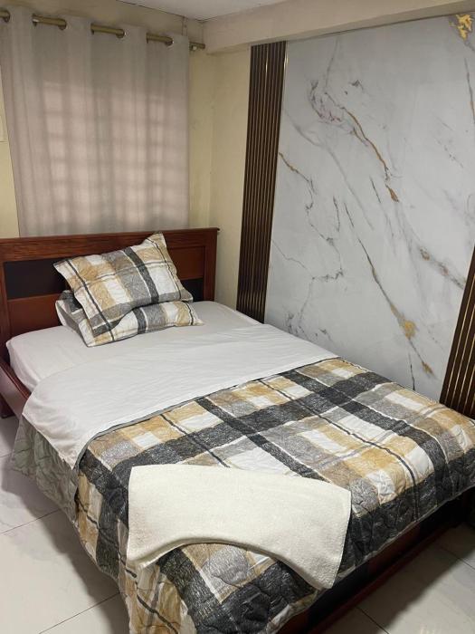 CÓMODA HABITACIÓN CENTRAL