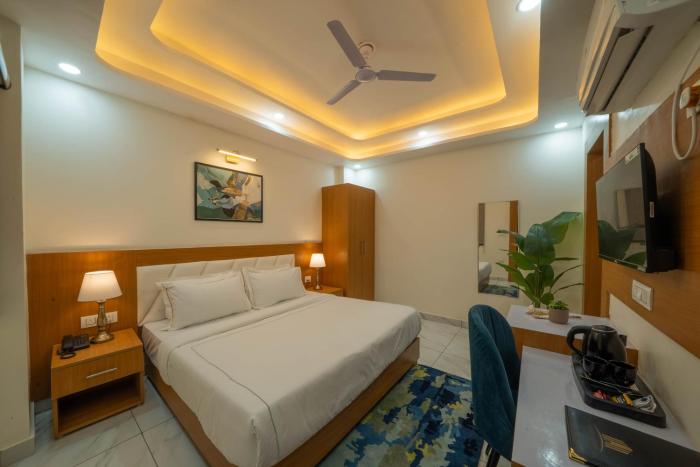 Krishna Abode by Perfect Stayz near Prem Mandir