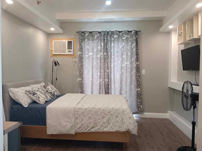 Golf View, New Studio Apartment Grand Residences Cebu, North Tower A