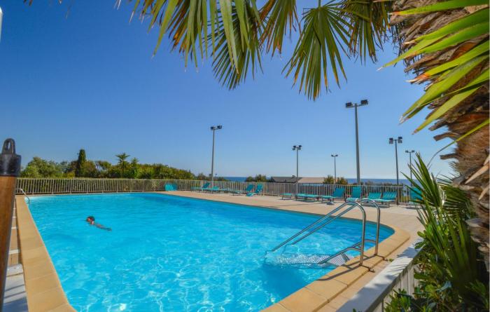 2 Bedroom Cozy Apartment In Prunete